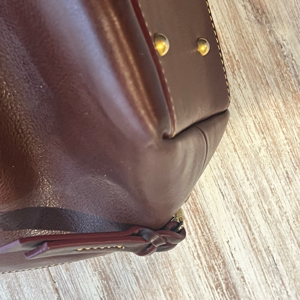 Dooney & Bourke Florentine Leather Large Zip Barlow Satchel - Picture 8 of 9